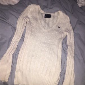 American Eagle knit sweater